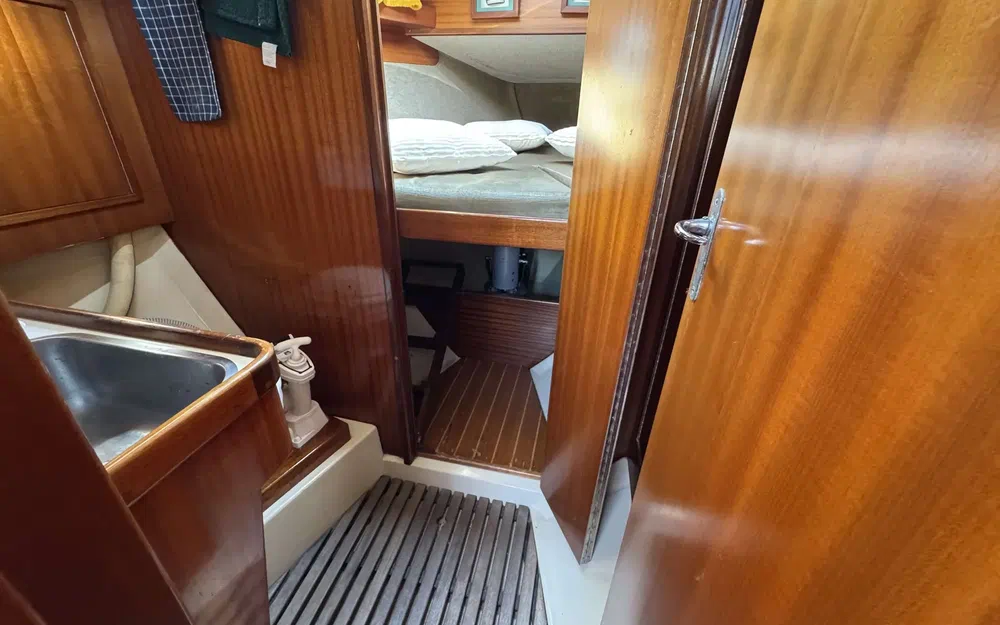 slider 18 Contest Yachts Contest 38