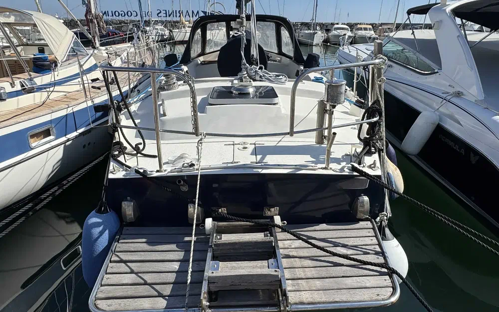 slider 2 Contest Yachts Contest 38