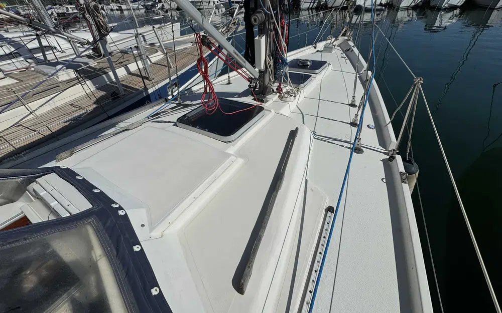 slider 8 Contest Yachts Contest 38