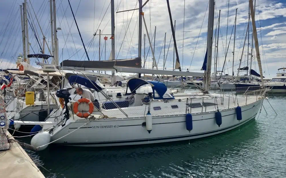 slider 1 Jeanneau Sun Odyssey 45.2