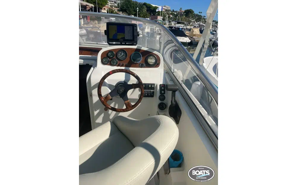 slider 0 Jeanneau Leader 705