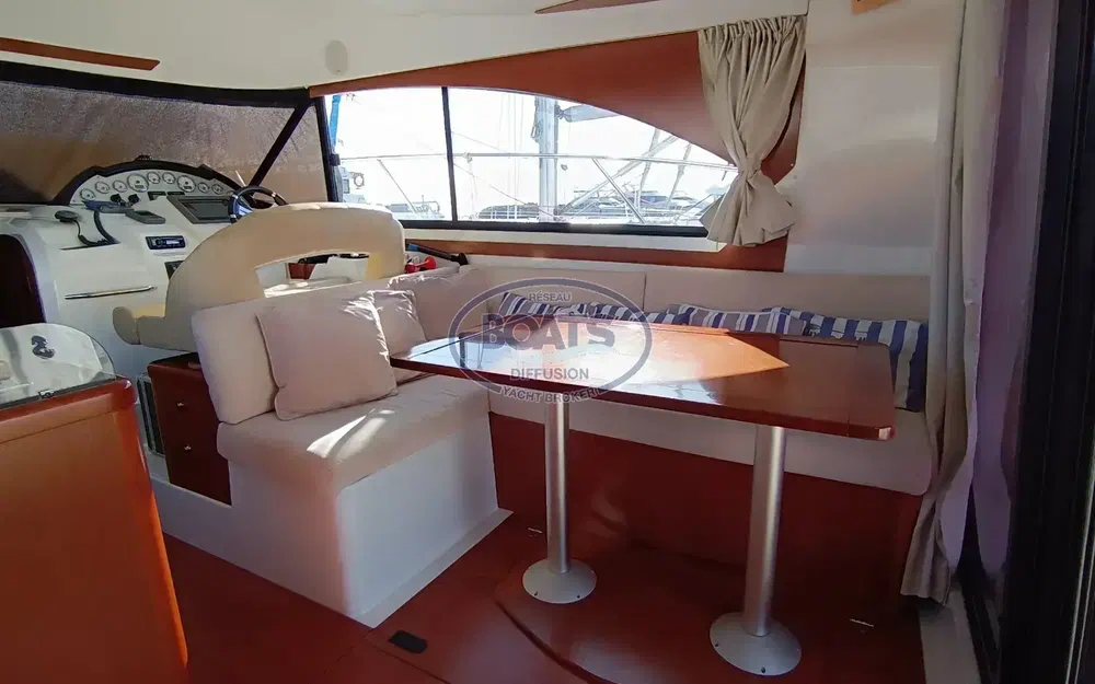 slider 7 Beneteau Antares 36