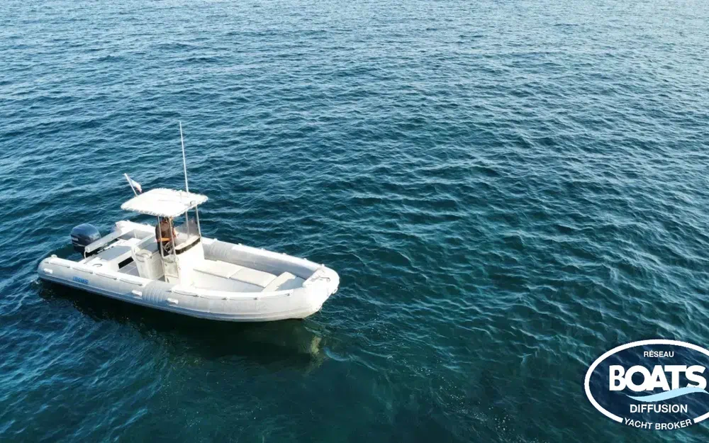 slider 0 BWA Seven Fifty