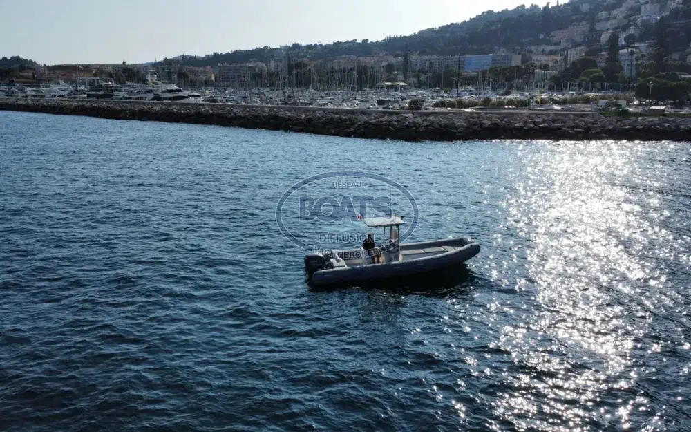 slider 1 BWA Seven Fifty