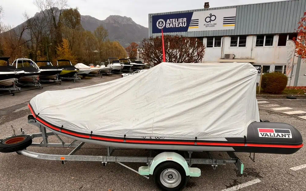 slider 1 Valiant V 570 Sport