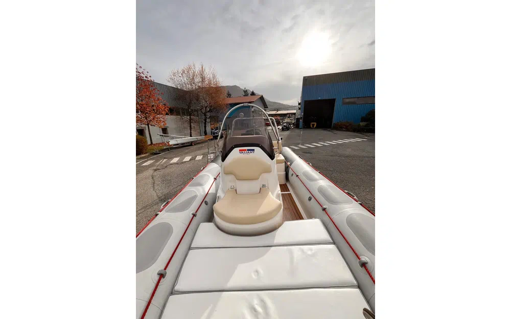 slider 10 Valiant V 570 Sport