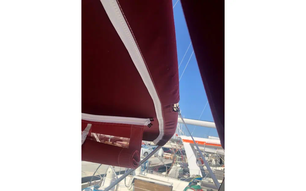 slider 33 Beneteau Oceanis 411