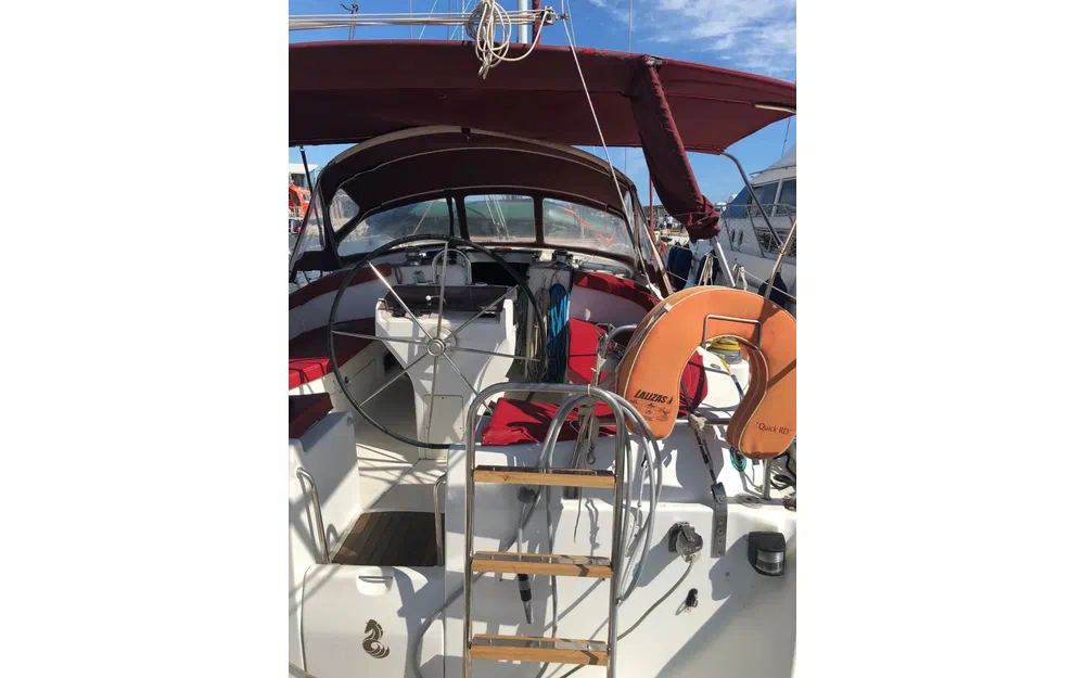 slider 43 Beneteau Oceanis 411