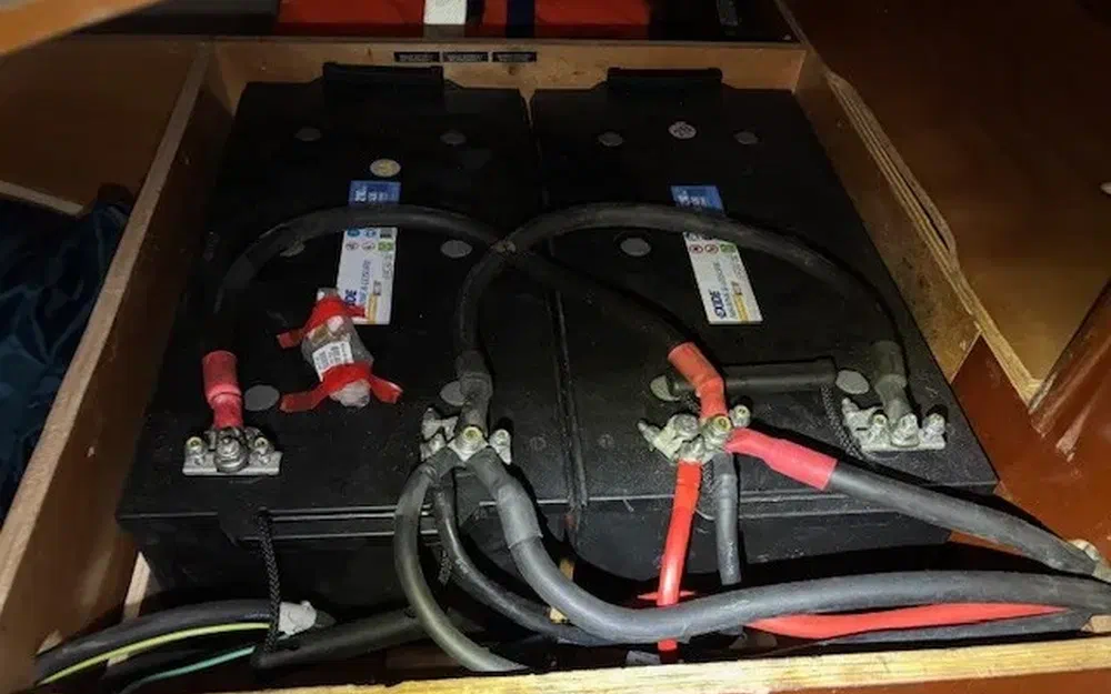 slider 18 Beneteau Oceanis 411