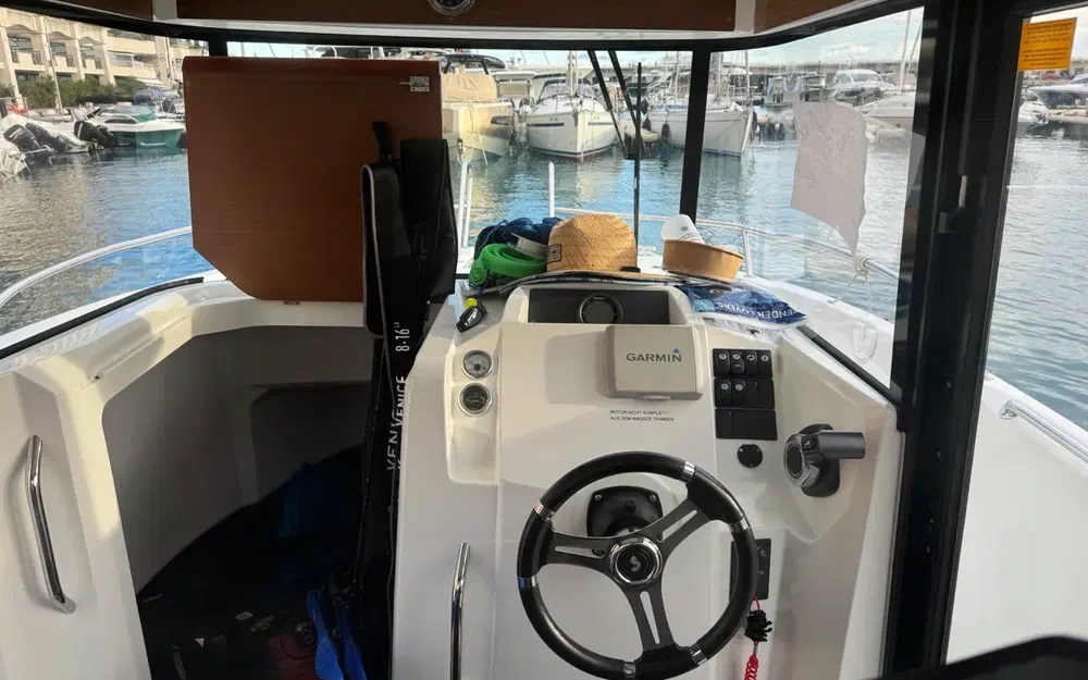 slider 14 Beneteau Barracuda 7