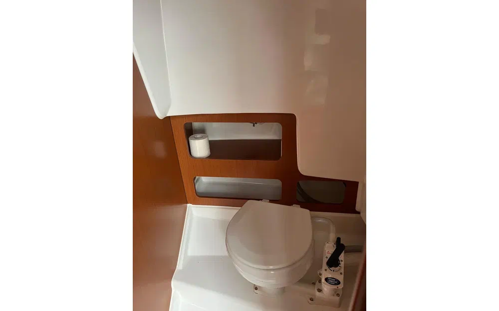 slider 12 Beneteau Barracuda 7