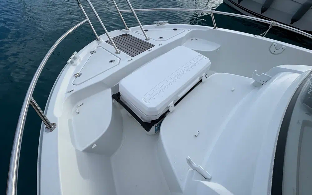 slider 2 Beneteau Barracuda 7