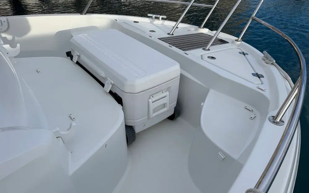 slider 5 Beneteau Barracuda 7