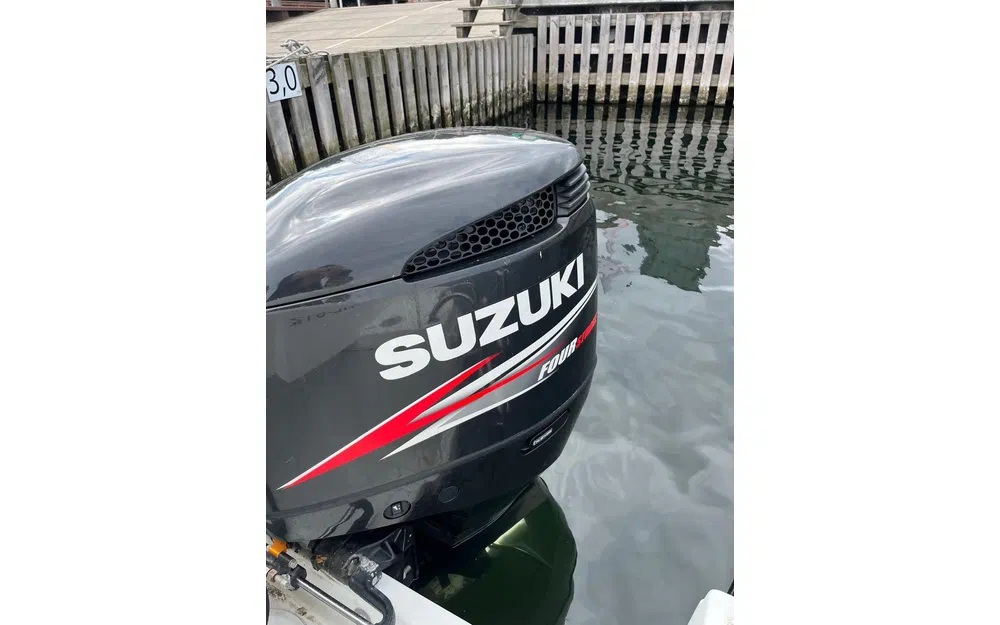 slider 8 Beneteau Barracuda 7