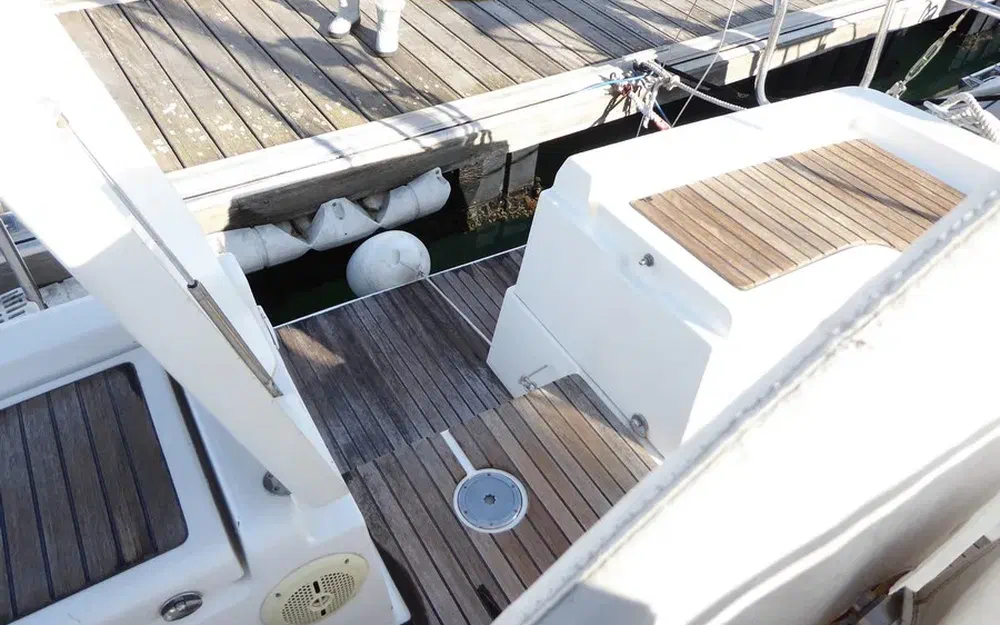 slider 13 Beneteau Oceanis 37