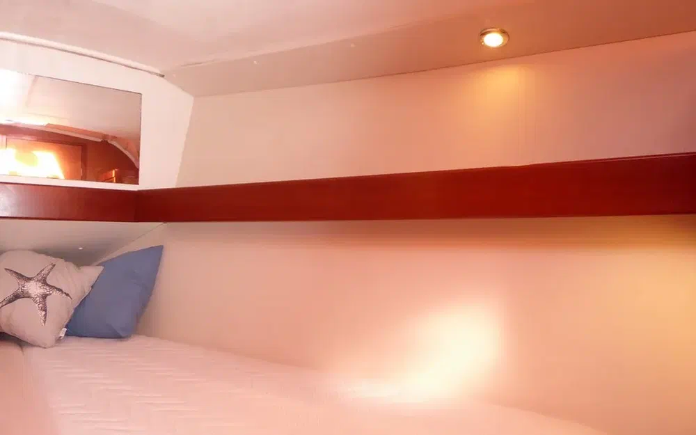 slider 21 Beneteau Oceanis 37