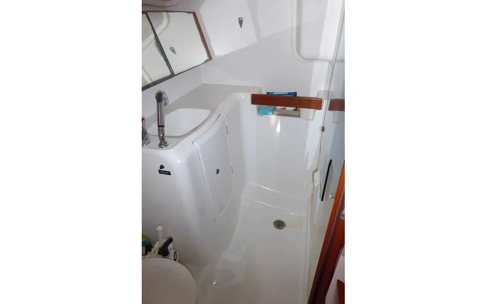 slider 25 Beneteau Oceanis 37