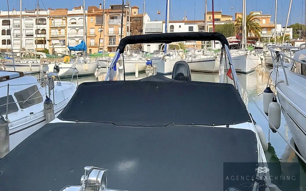 slider 17 Bayliner VR6