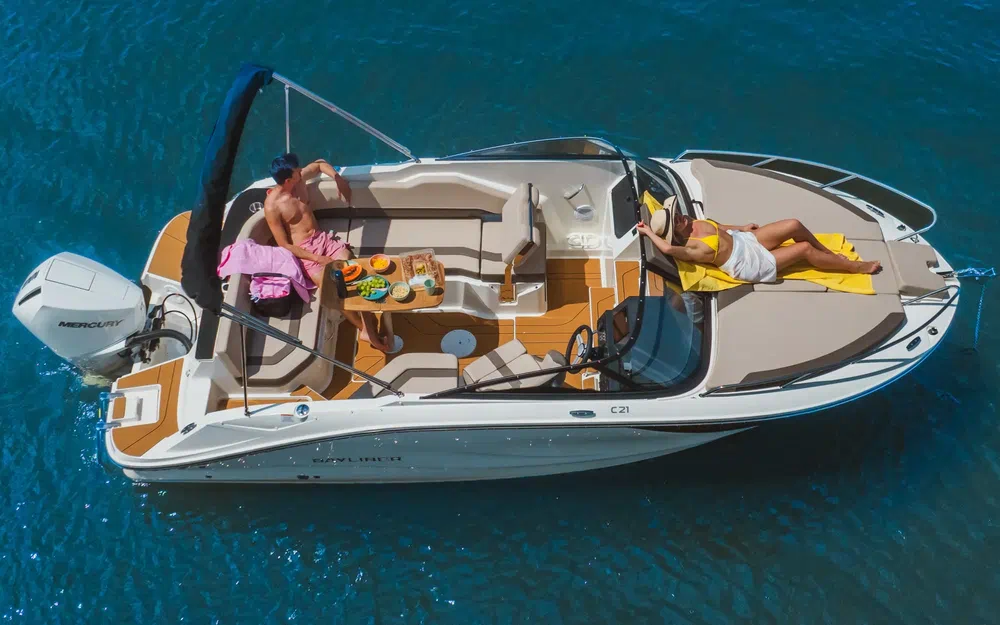 slider 0 Bayliner C21