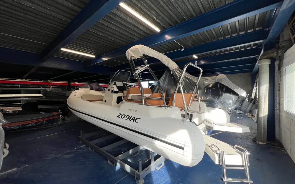 slider 3 Zodiac Medline 6.8