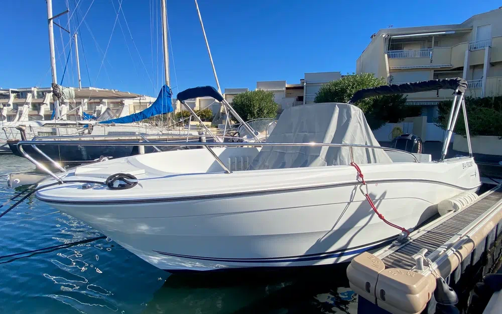 slider 14 Jeanneau Cap Camarat 7.5 CC