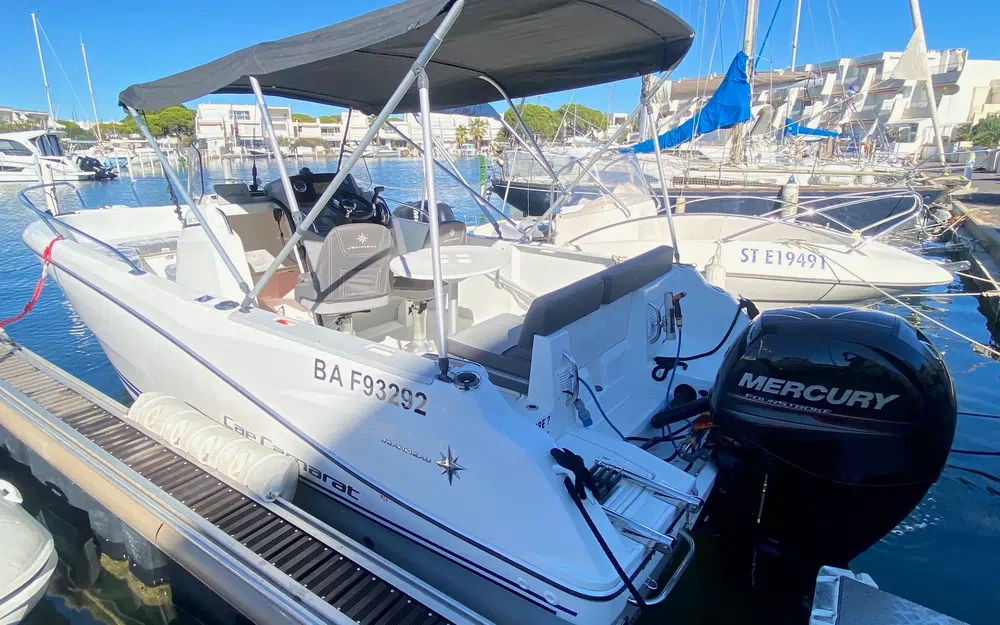 slider 1 Jeanneau Cap Camarat 7.5 CCSerie 3