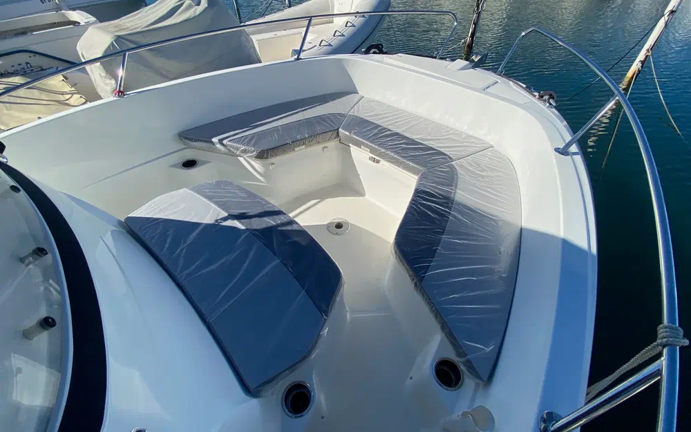 slider 29 Jeanneau Cap Camarat 6.5 CC