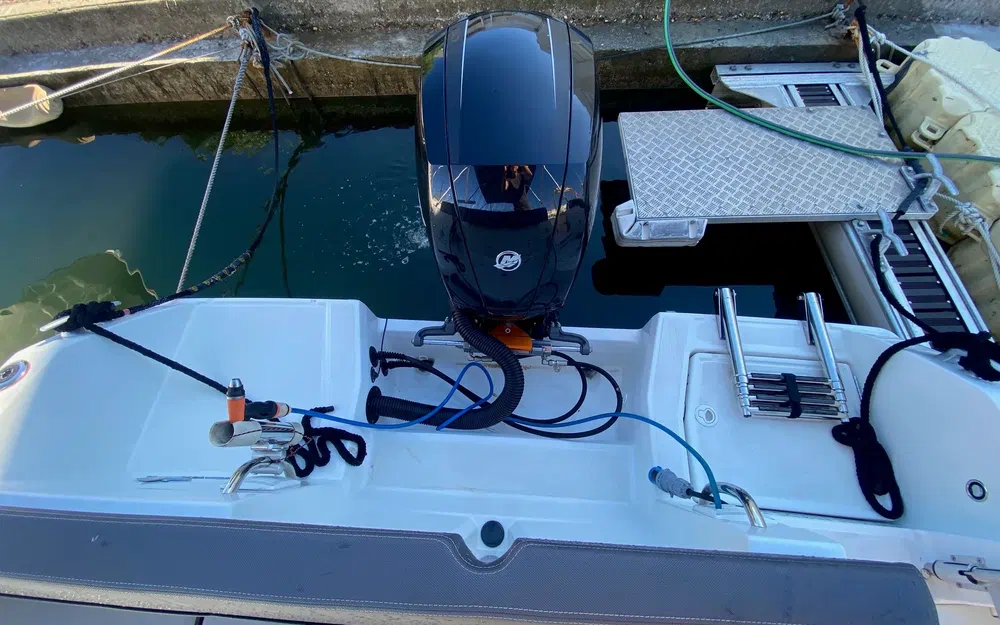 slider 33 Jeanneau Cap Camarat 6.5 CC