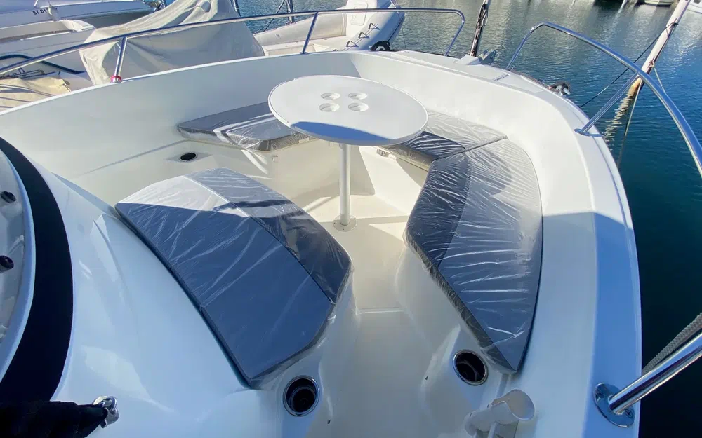 slider 1 Jeanneau Cap Camarat 7.5 CC