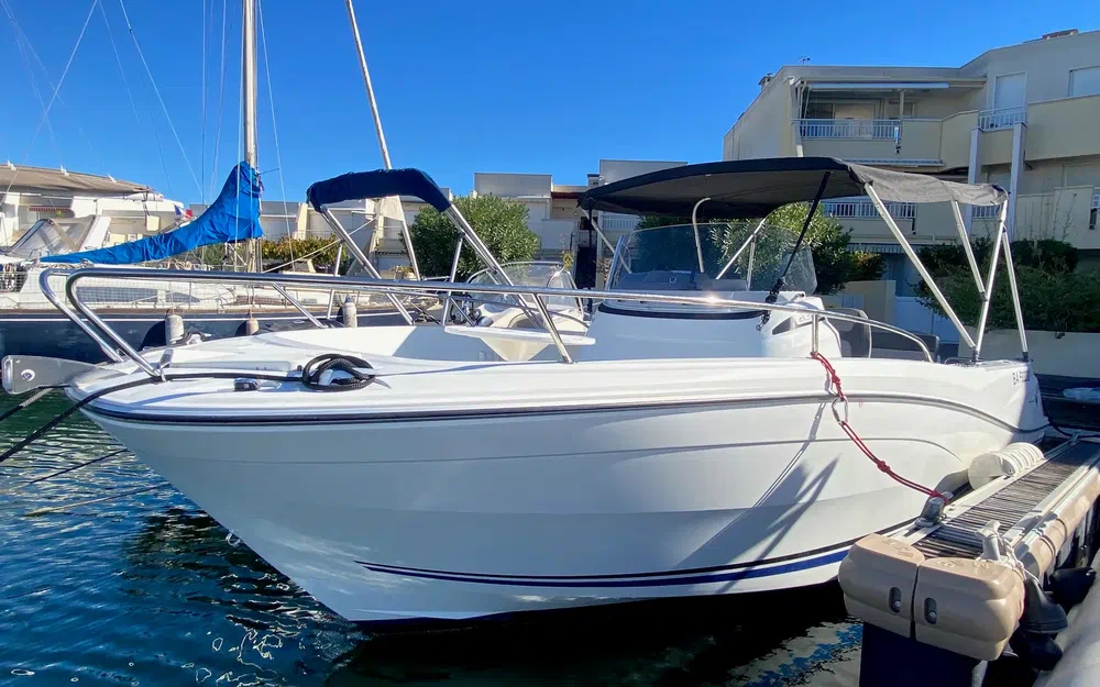 slider 0 Jeanneau Cap Camarat 7.5 CCSerie 3