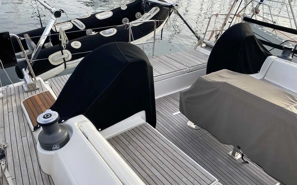 slider 5 Dufour  460 Grand Large