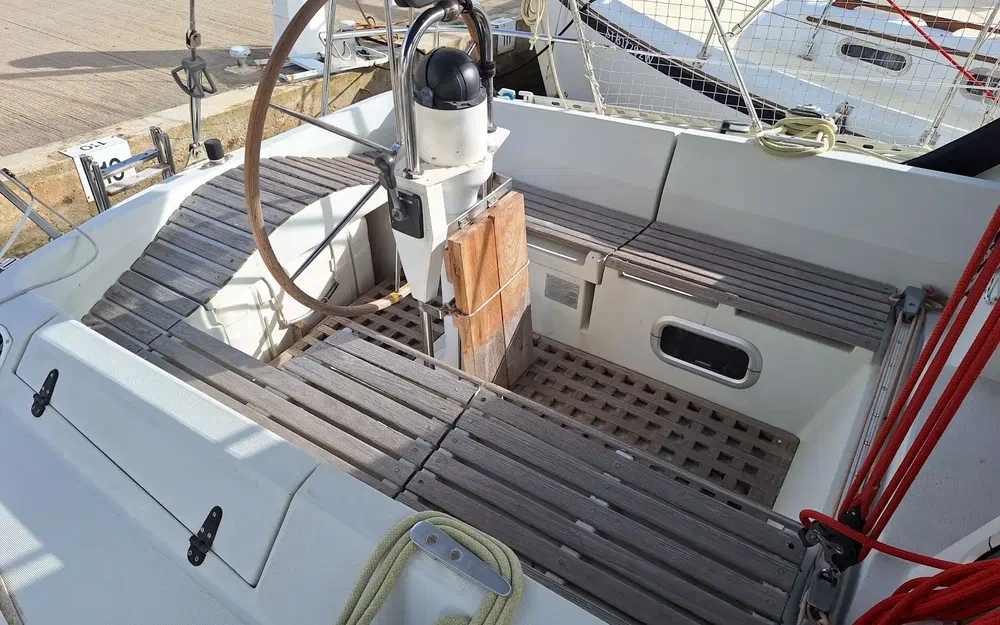 slider 1 Kirie Feeling 1090