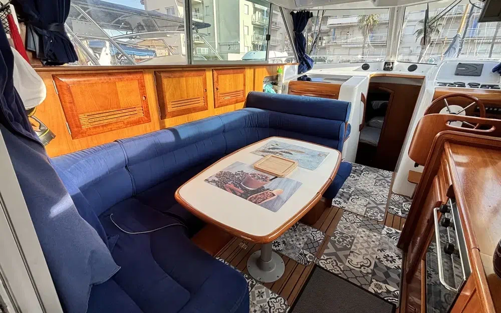 slider 11 Beneteau Antares 10.80