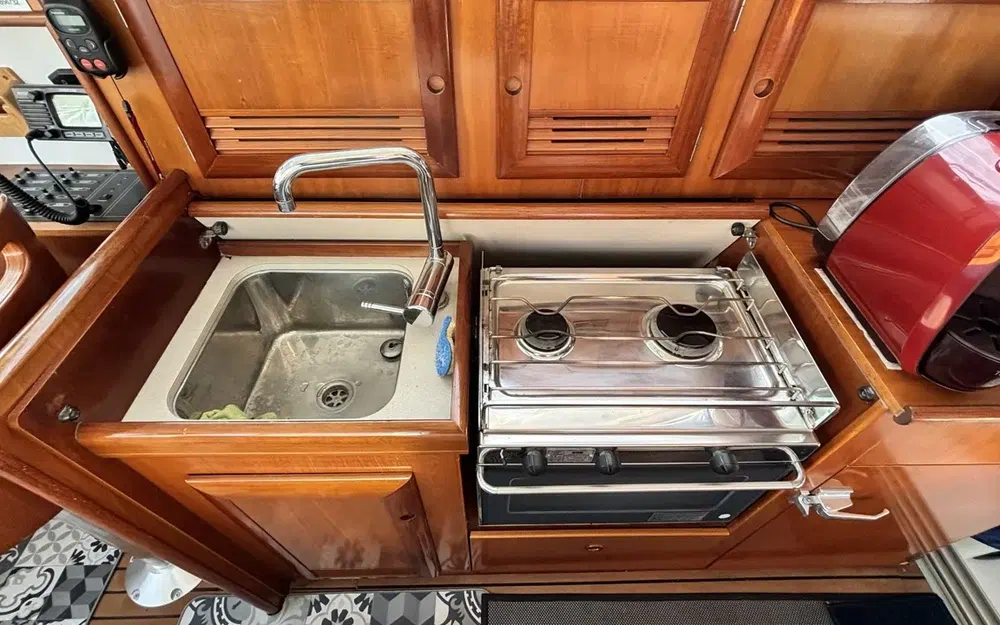 slider 12 Beneteau Antares 10.80