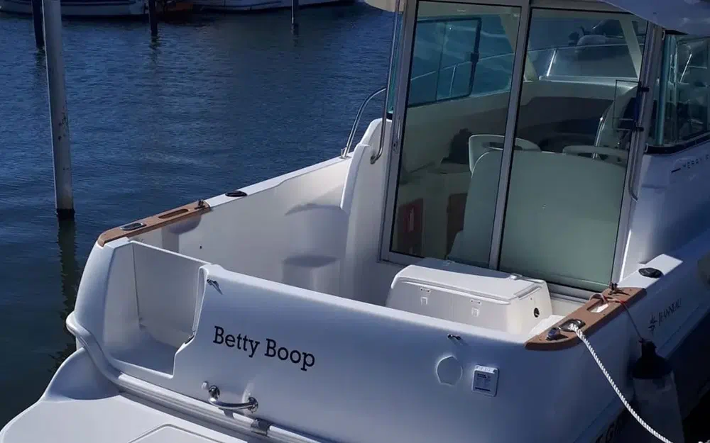 slider 5 Jeanneau Merry Fisher 655