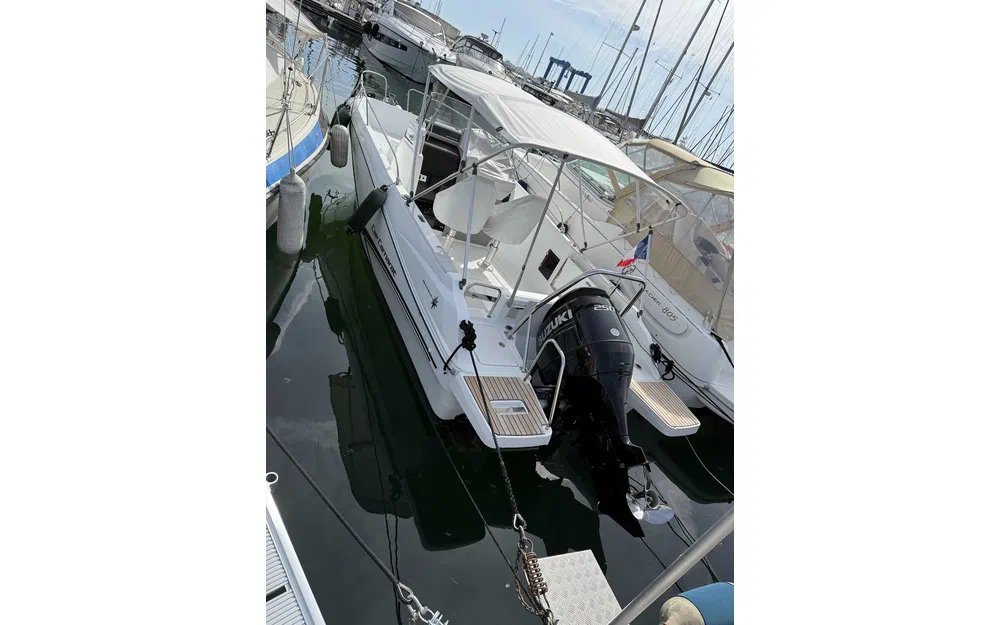 slider 10 Jeanneau Cap Camarat 7.5 CC