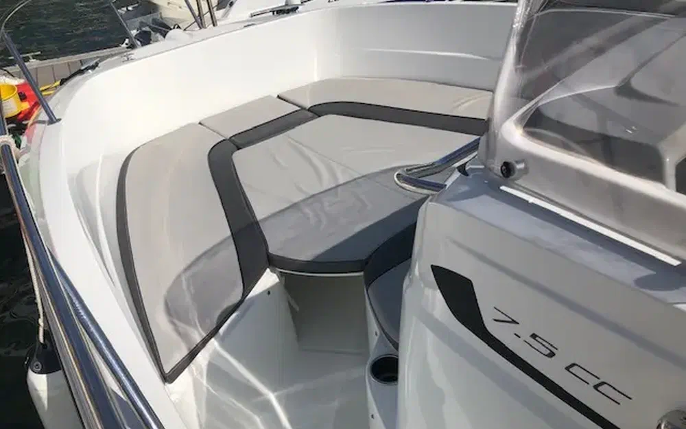 slider 4 Jeanneau Cap Camarat 7.5 CCSerie 2