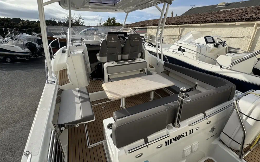 slider 16 Jeanneau Cap Camarat 9.0 WA