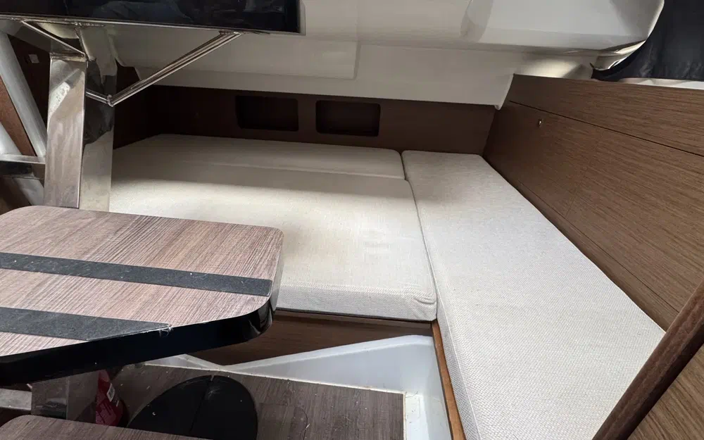 slider 17 Jeanneau Cap Camarat 9.0 WA