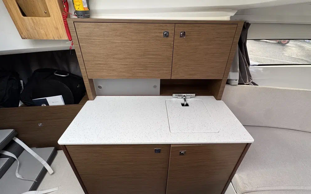 slider 18 Jeanneau Cap Camarat 9.0 WA