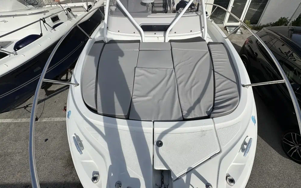 slider 19 Jeanneau Cap Camarat 9.0 WA