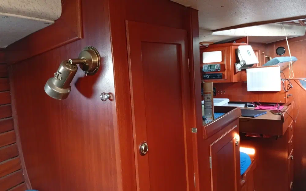 slider 17 Hallberg Rassy  352