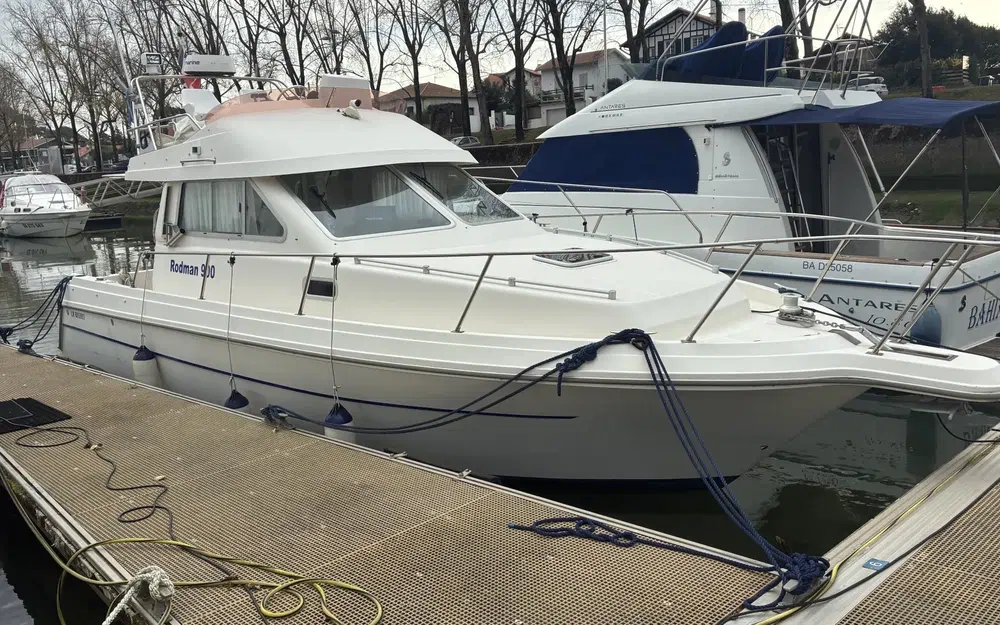 slider 1 Rodman  900 Fly