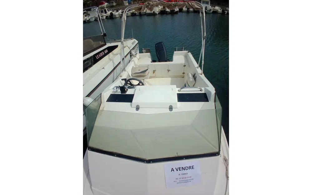 slider 1 B2 Marine 500