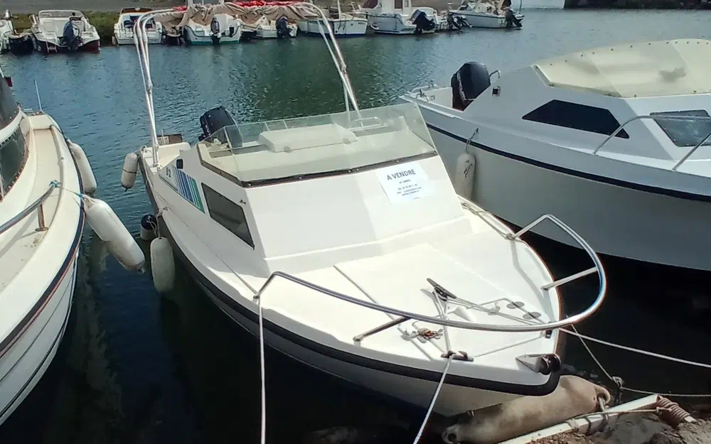 slider 2 B2 Marine 500