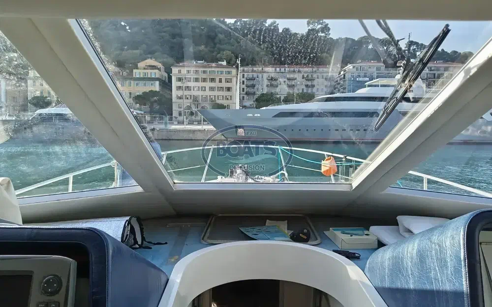 slider 9 Guy Couach  1401 Fly