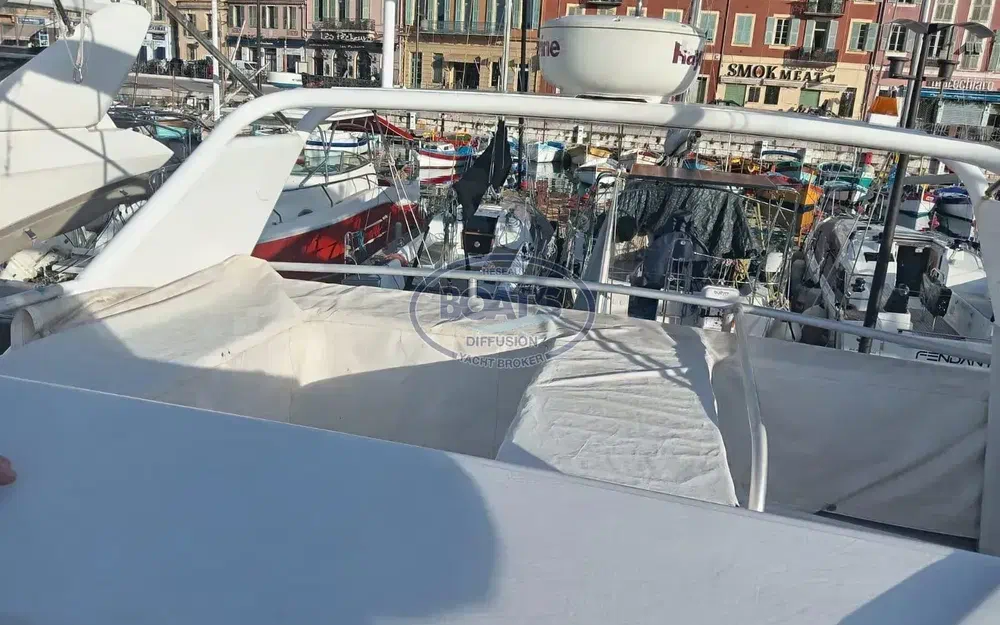 slider 3 Guy Couach  1401 Fly