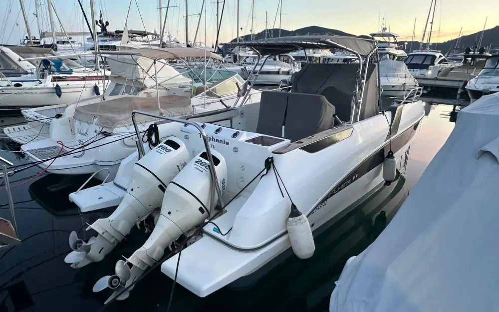 slider 0 Beneteau Flyer 8.8 SPACEdeck
