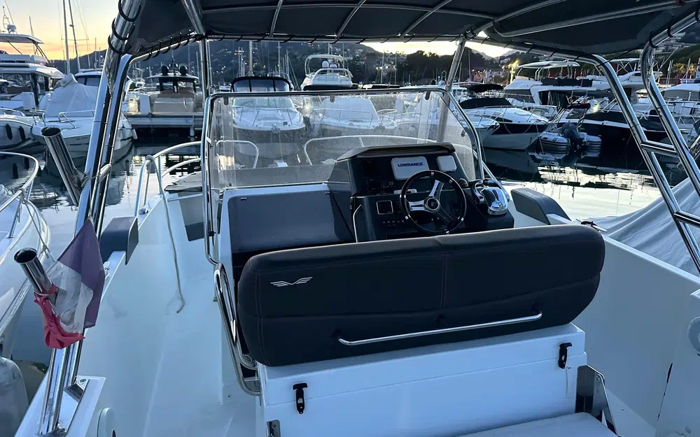 slider 6 Beneteau Flyer 8.8 SPACEdeck