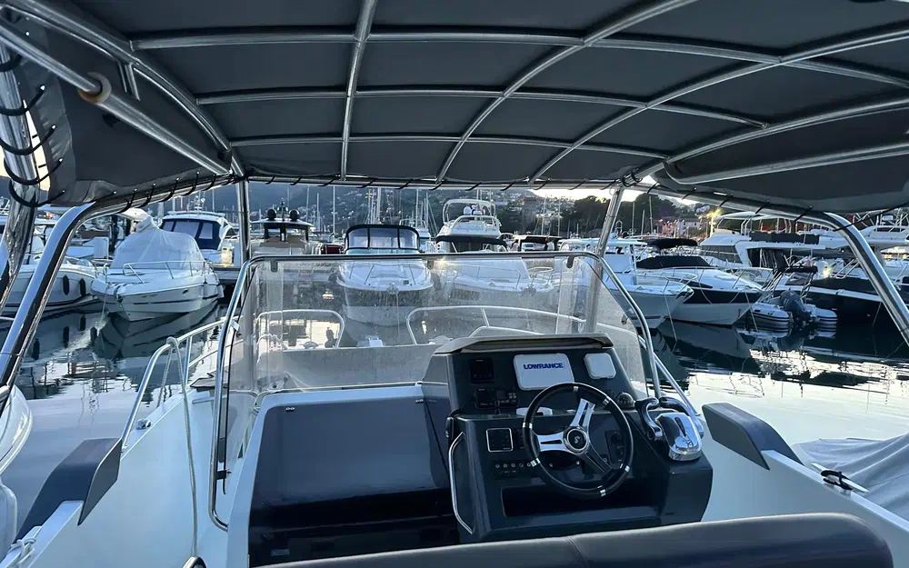slider 7 Beneteau Flyer 8.8 SPACEdeck
